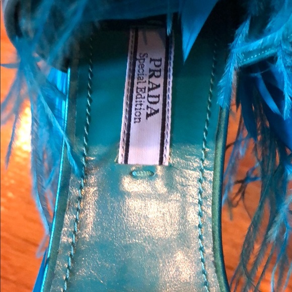 BRAND NEW PRADA BLUE SATIN FEATHER SANDALS - Picture 5 of 8